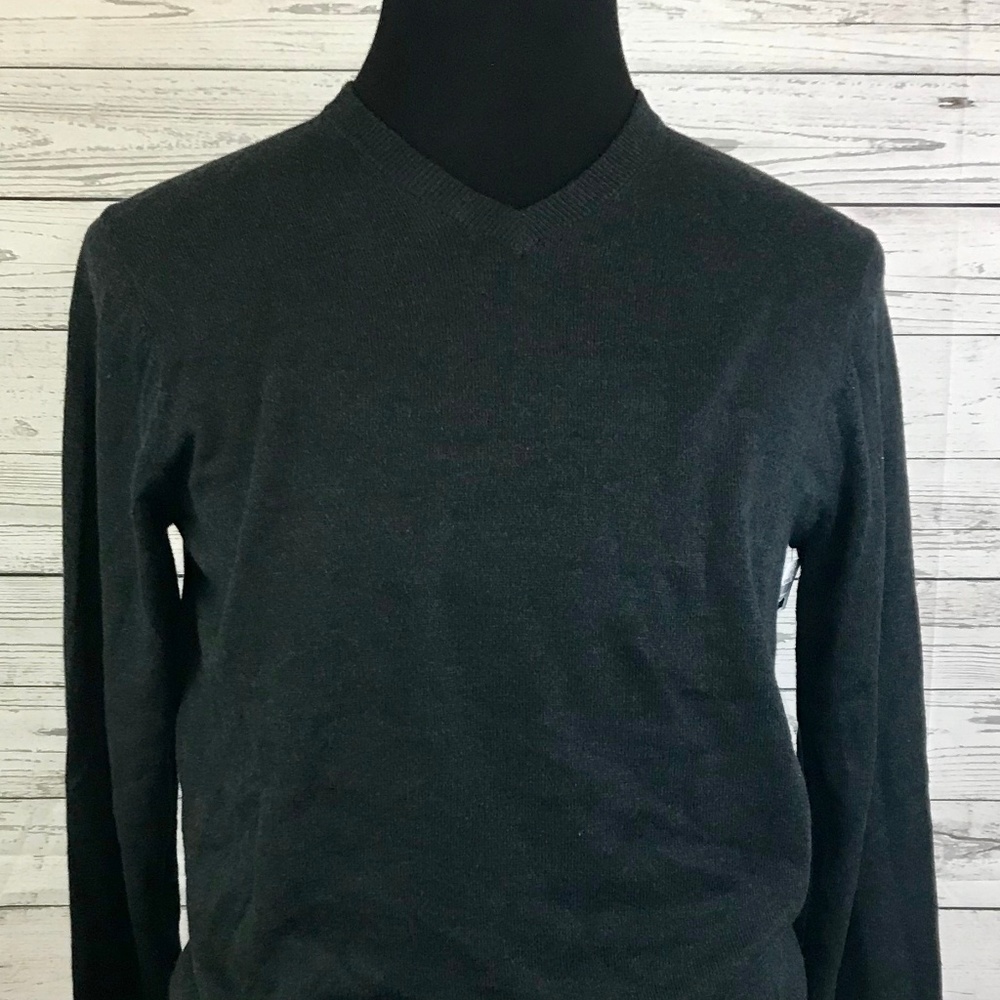 NEW St. John's Bay Mens Black V-Neck Sweater S